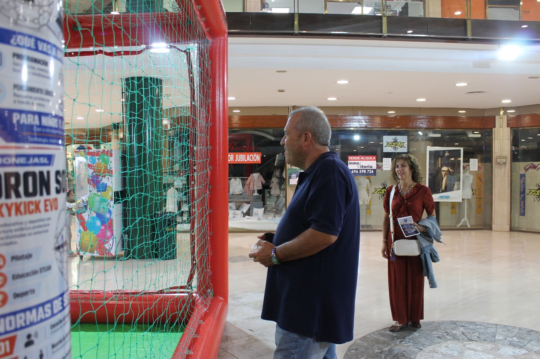 Experiencia familiar de Drone Soccer en Dendaraba · Octubre 2026